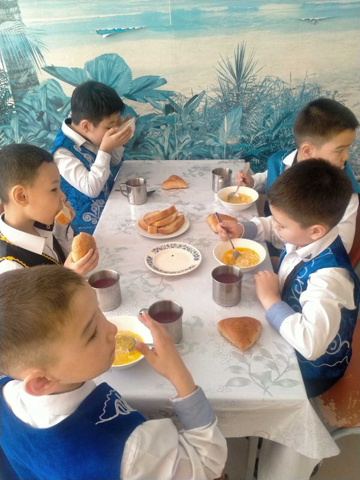 1-ші аптаның 2-ші ауысымындағы сейсенбі күнгі ыстық тамақтану мәзірі
